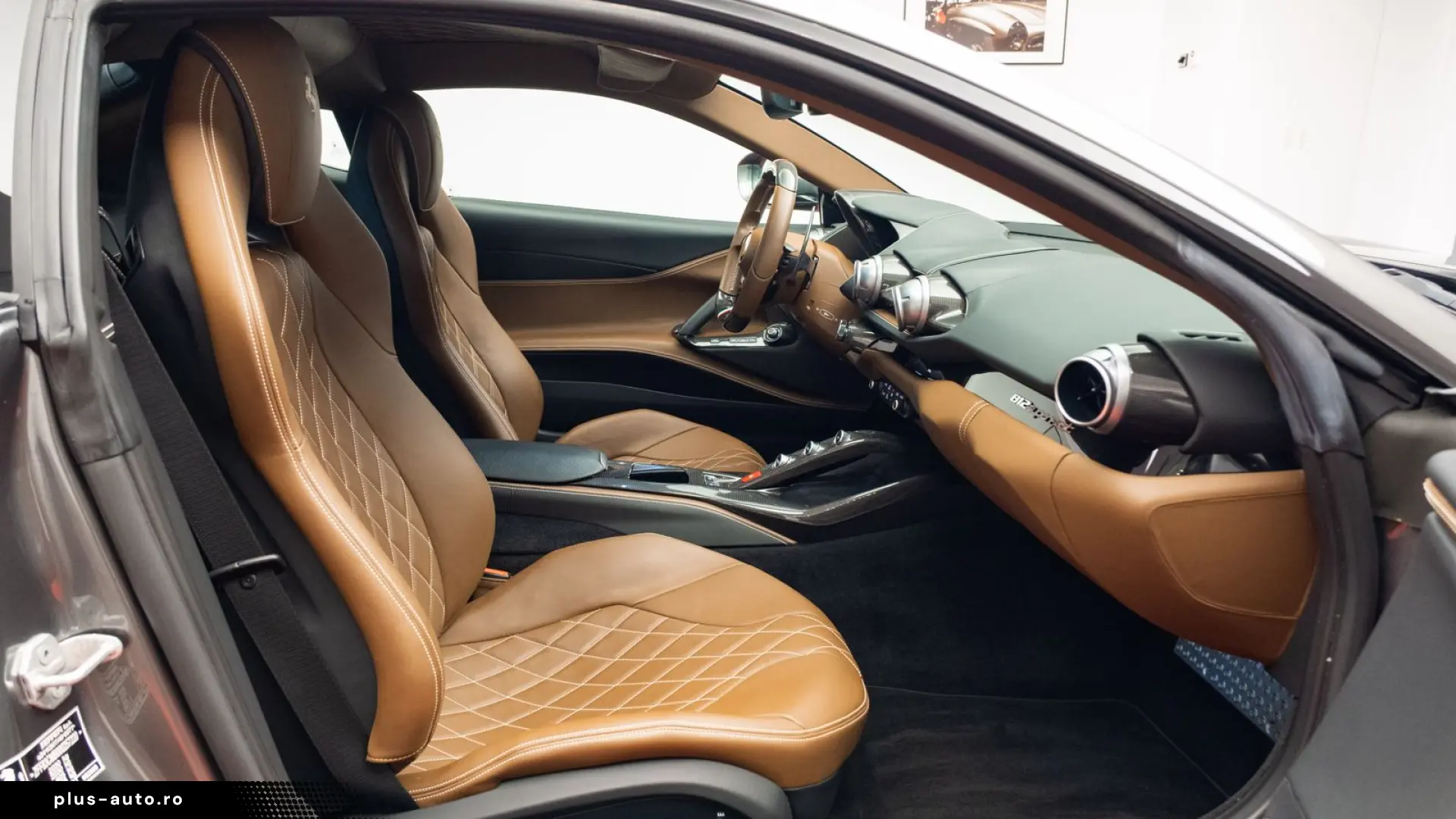 Ferrari 812 6.5 V12 Superfast DCT F1