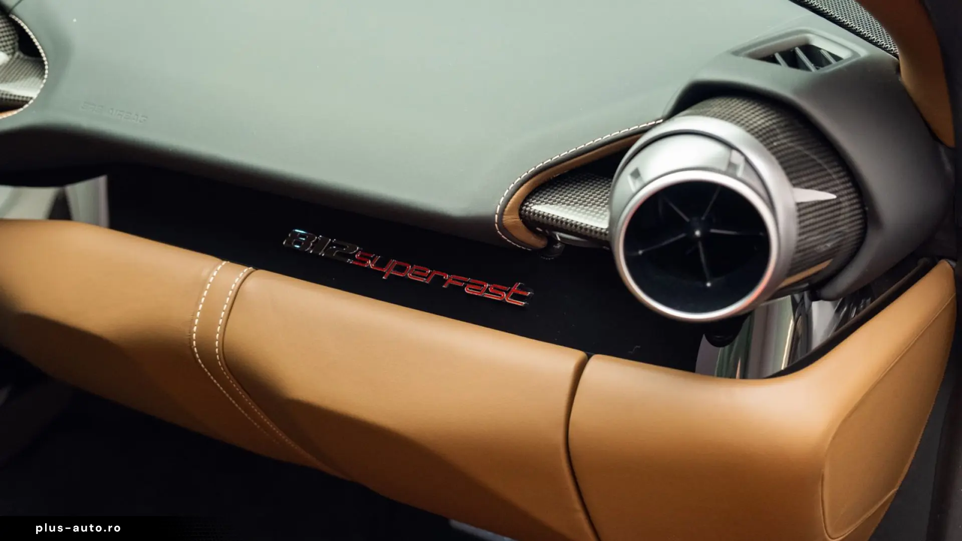 Ferrari 812 6.5 V12 Superfast DCT F1