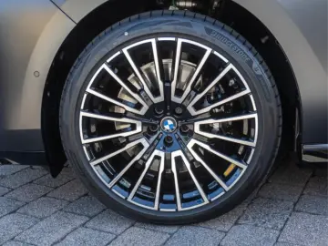 BMW 740 i M Sport - LIVRARE IMEDIATA!!