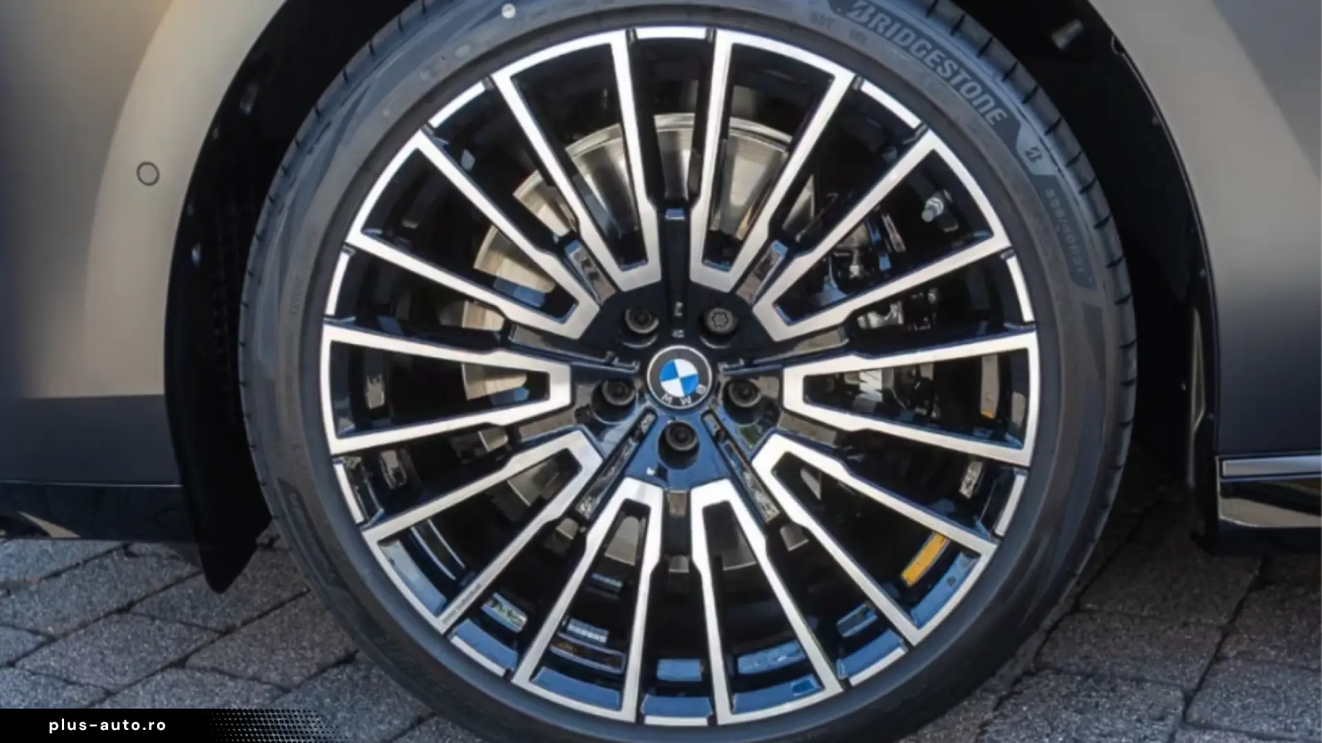 BMW 740 i M Sport - LIVRARE IMEDIATA!!