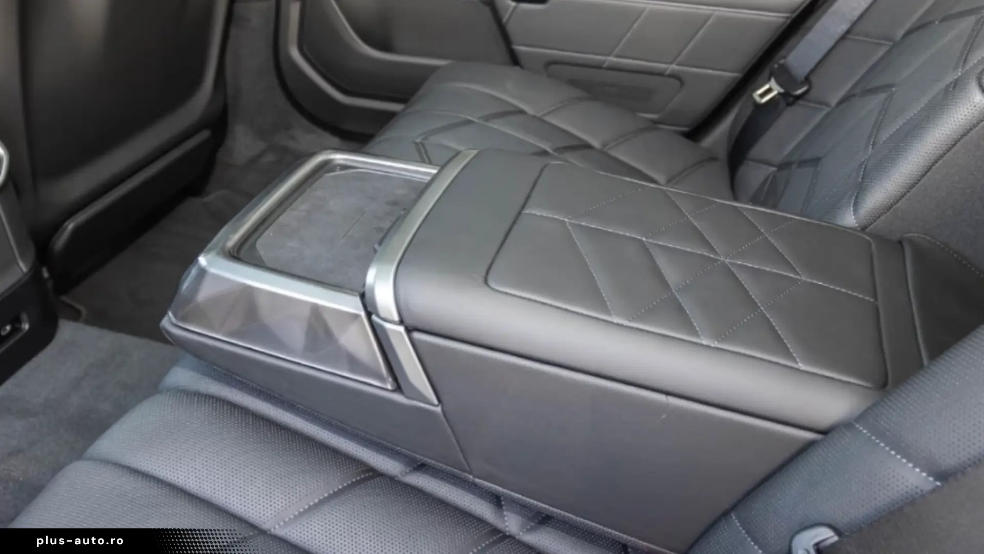 BMW 740 i M Sport - LIVRARE IMEDIATA!!