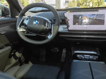 BMW 740 i M Sport - LIVRARE IMEDIATA!!