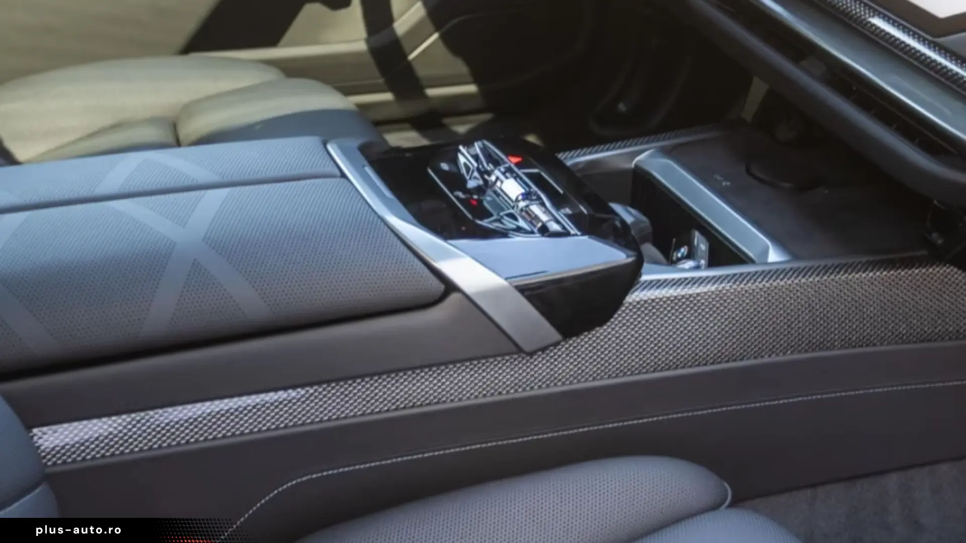 BMW 740 i M Sport - LIVRARE IMEDIATA!!