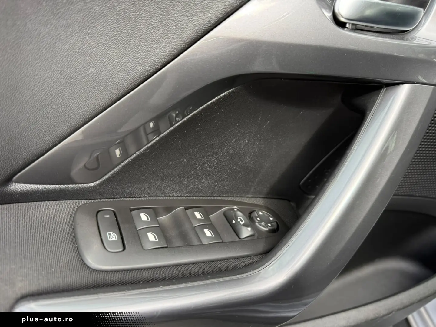 Peugeot 2008 Style Edition 2019  1.2 Benzina