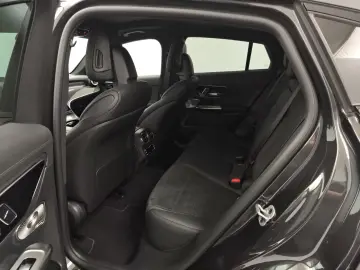 MERCEDES-BENZ GLC 220d 4M Coupé AMG Night Pano Distr…