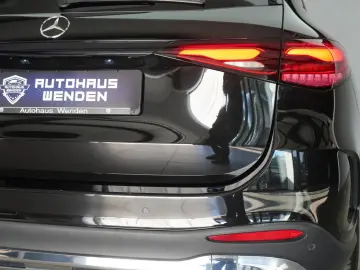 MERCEDES-BENZ GLC 300 4Matic 9G-T AMG Leder HUD Dist…