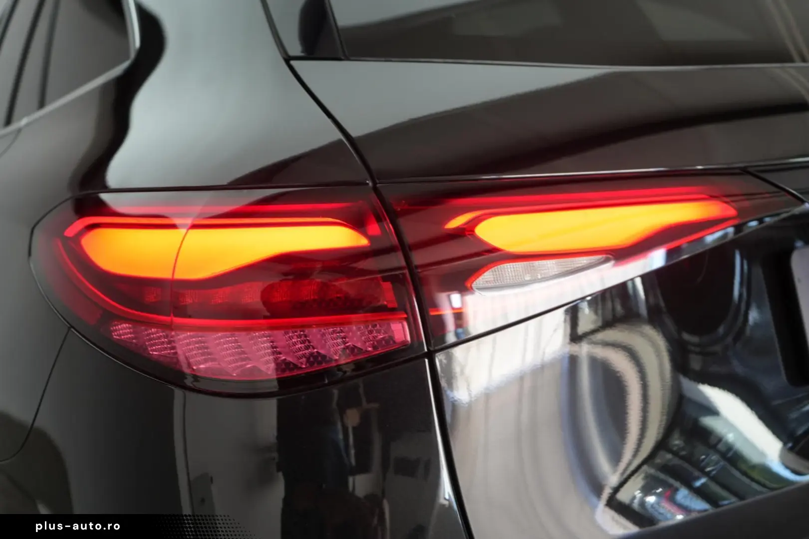 MERCEDES-BENZ GLC 300 4Matic 9G-T AMG Leder HUD Dist&hellip;