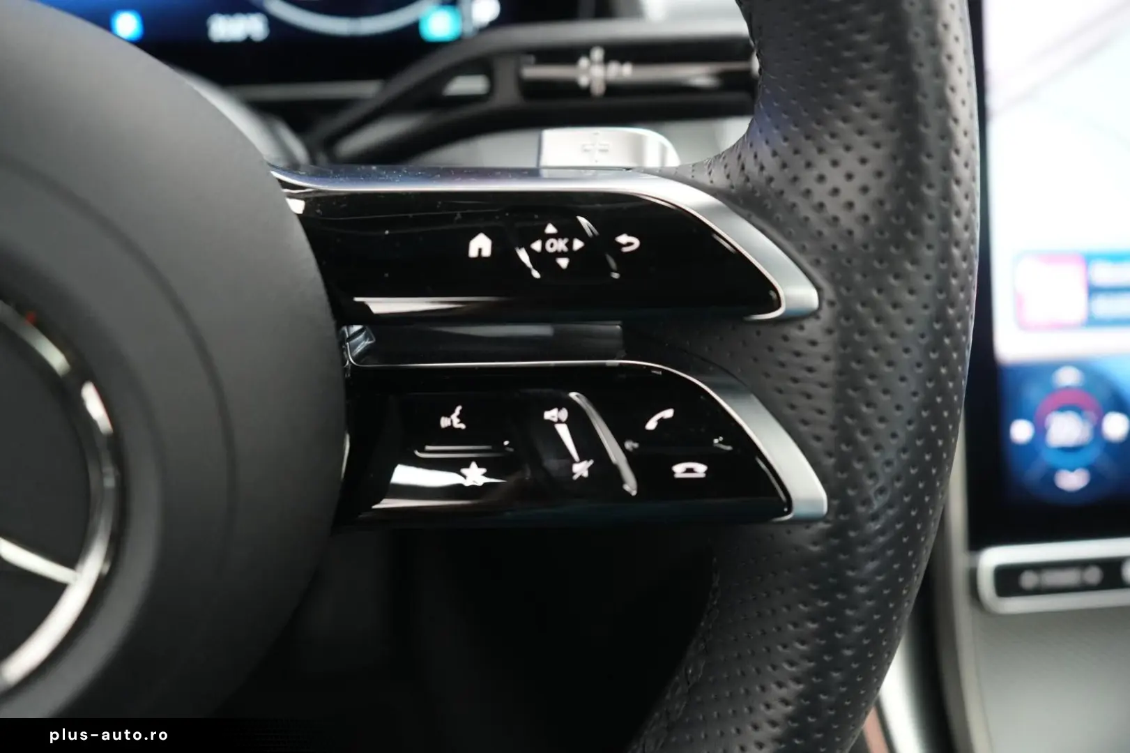 MERCEDES-BENZ GLC 300 4Matic 9G-T AMG Leder HUD Dist&hellip;