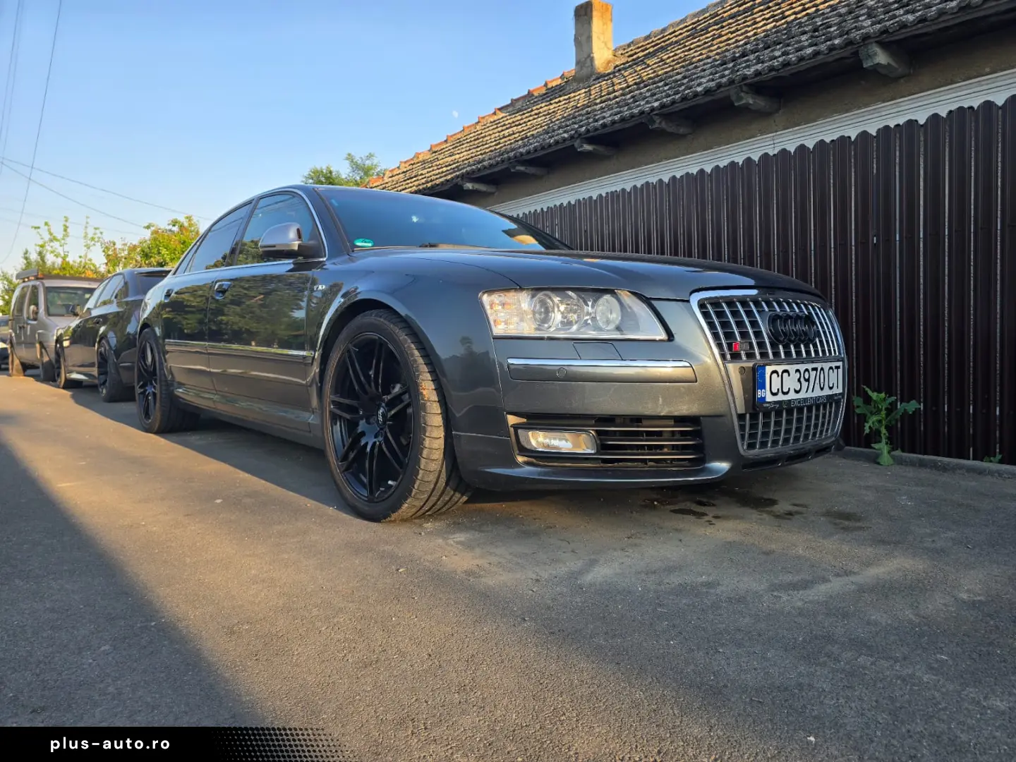 Audi S8