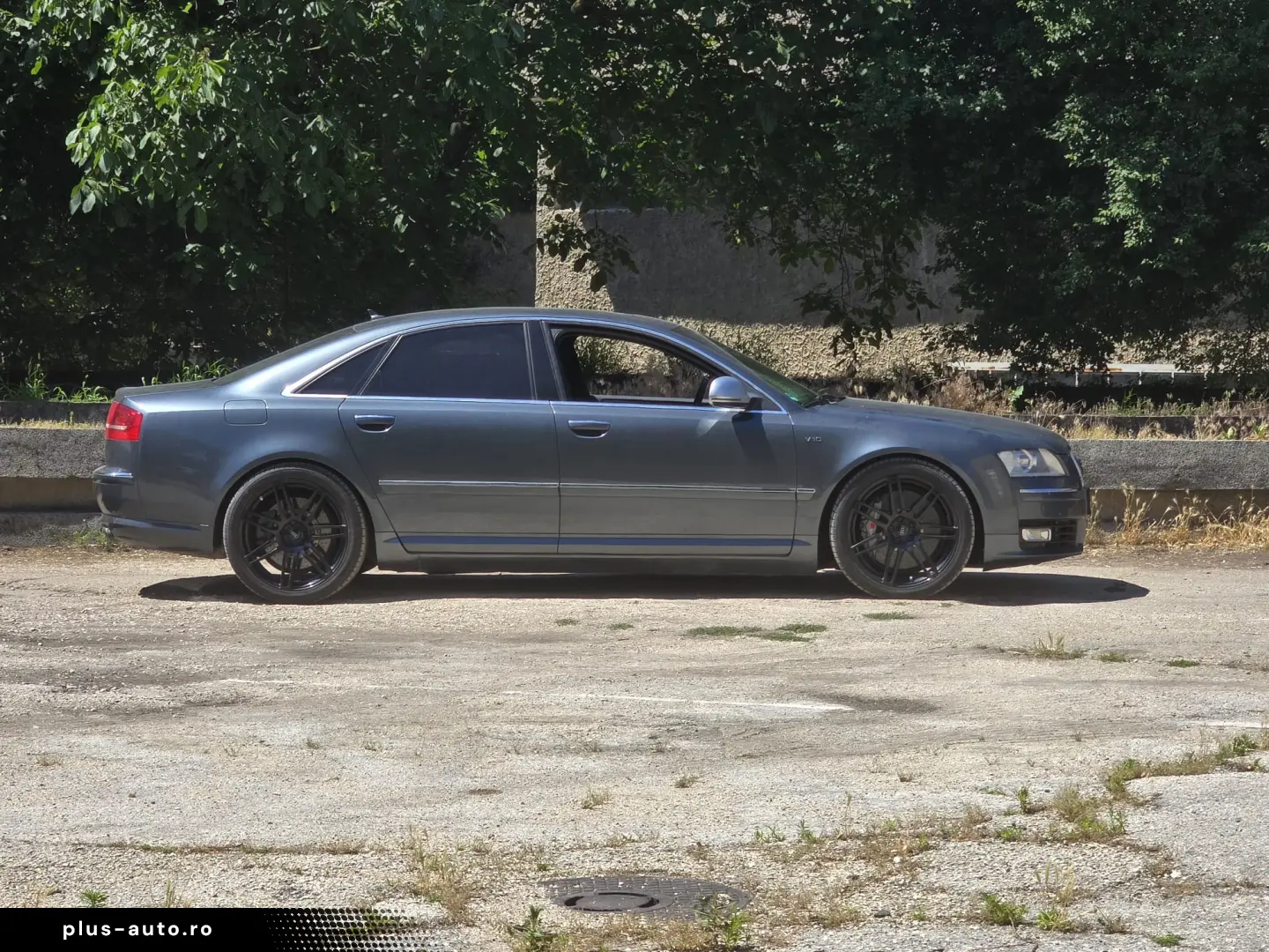 Audi S8