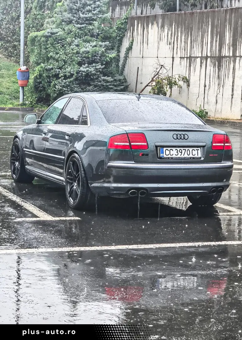 Audi S8