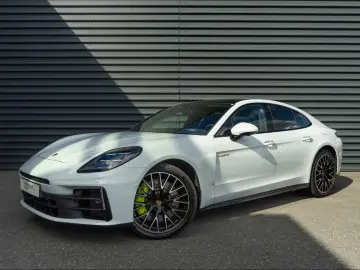 Porsche Panamera 4S E-Hybrid