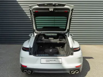 Porsche Panamera 4S E-Hybrid