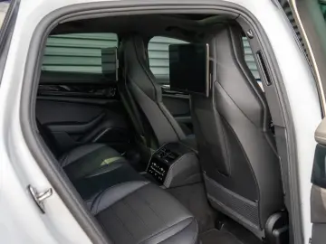 Porsche Panamera 4S E-Hybrid