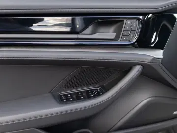 Porsche Panamera 4S E-Hybrid