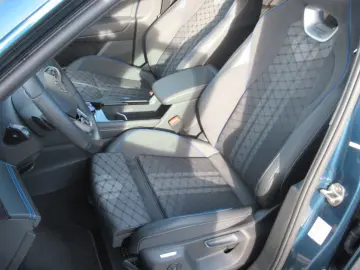 VW Tiguan R-Line Panorama 20`` H&K IQ-Light Black