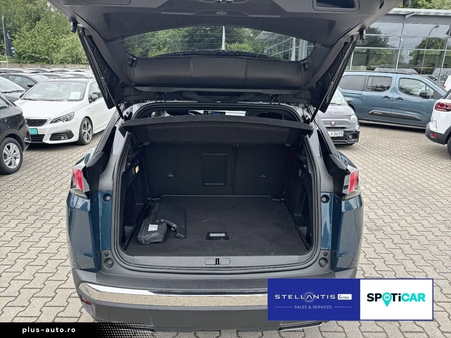 PEUGEOT 3008 Mild-Hybrid 136 GT PanoDach