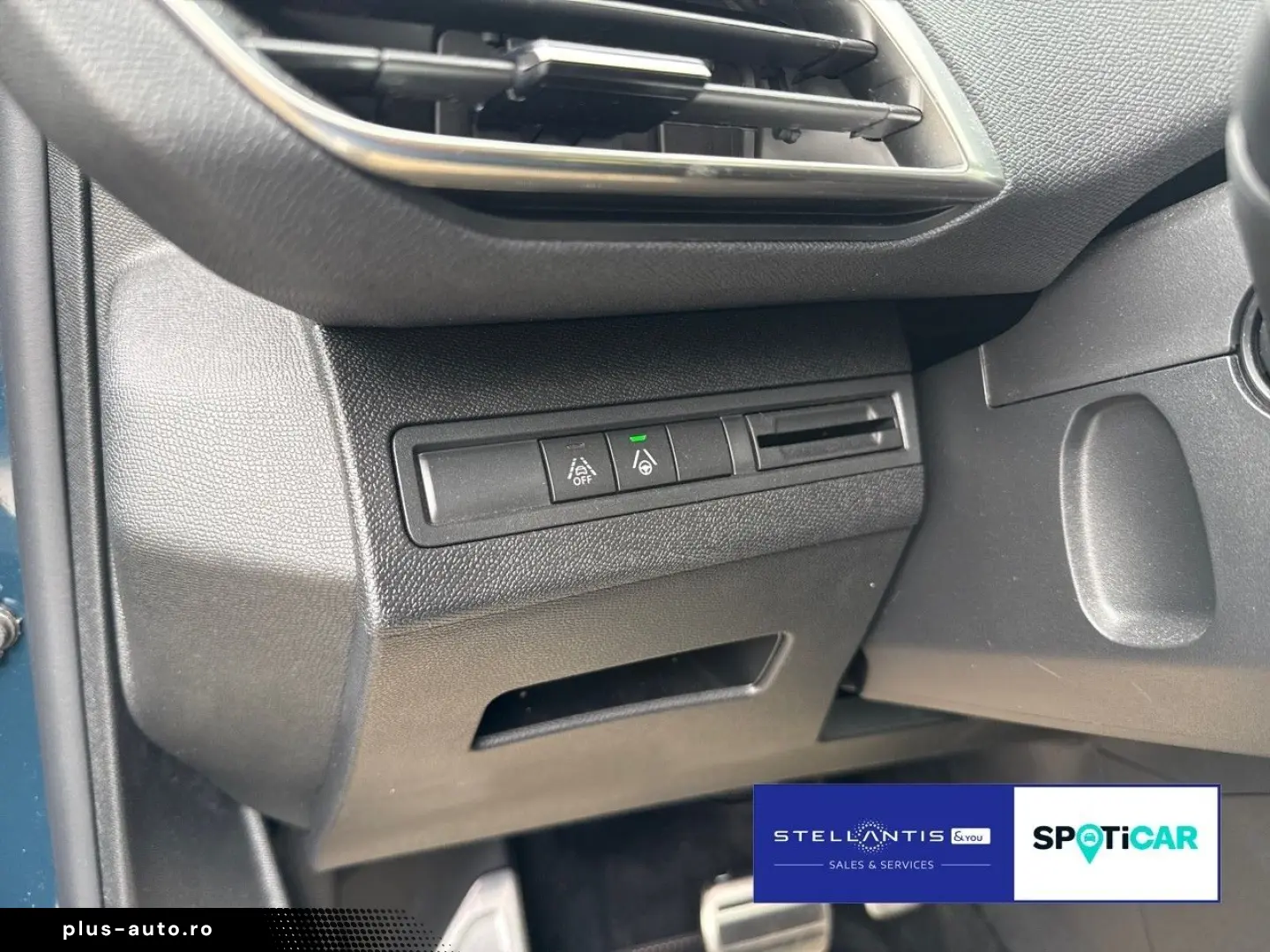 PEUGEOT 3008 Mild-Hybrid 136 GT PanoDach