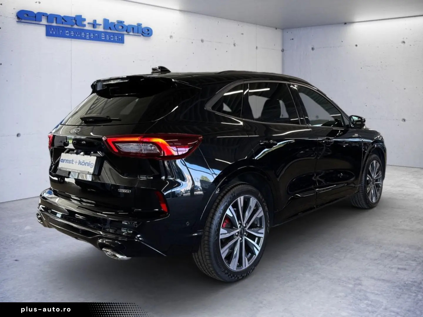 FORD Kuga 2024 — imagine 3