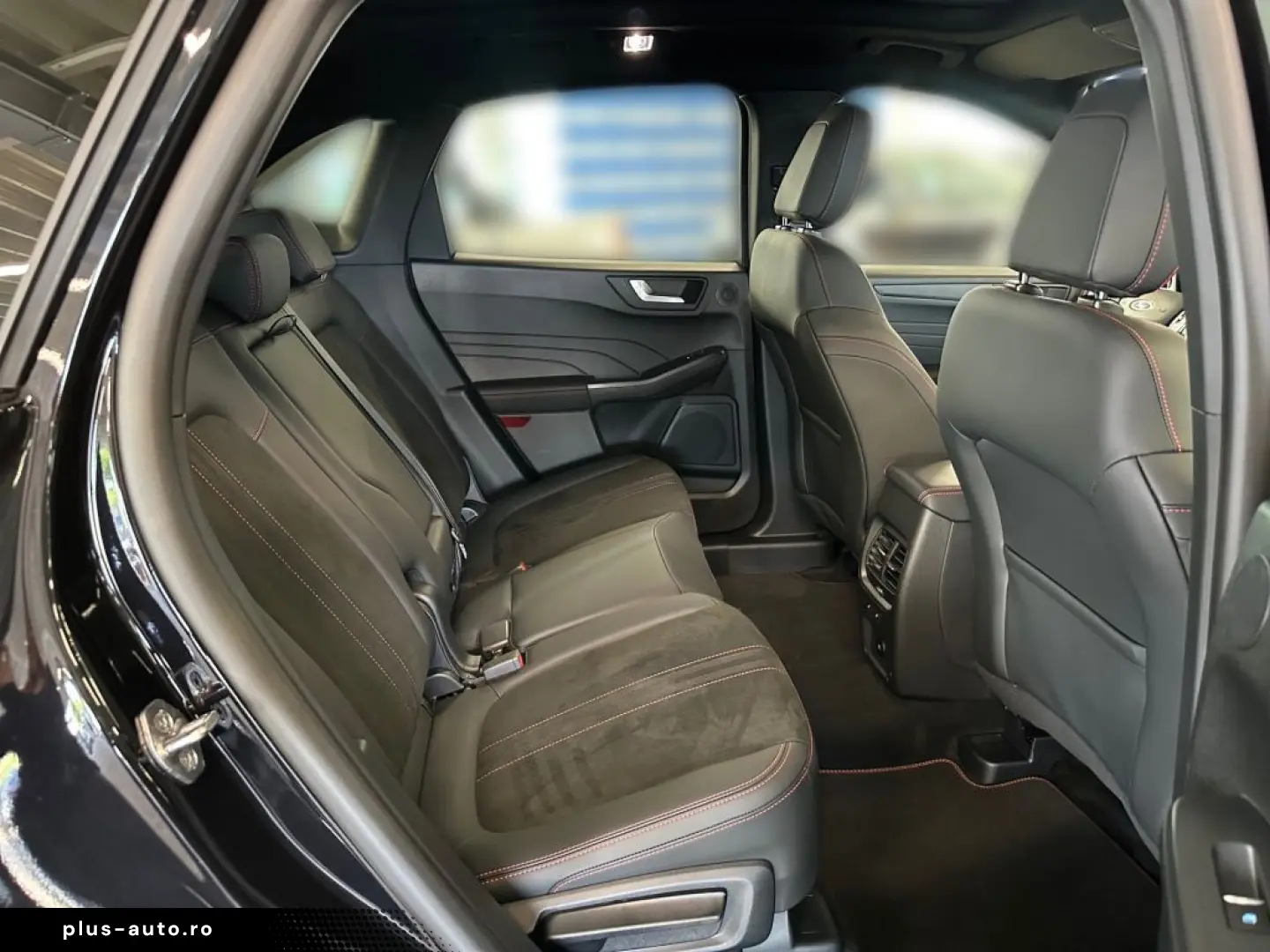 FORD Kuga 2024 — imagine 18