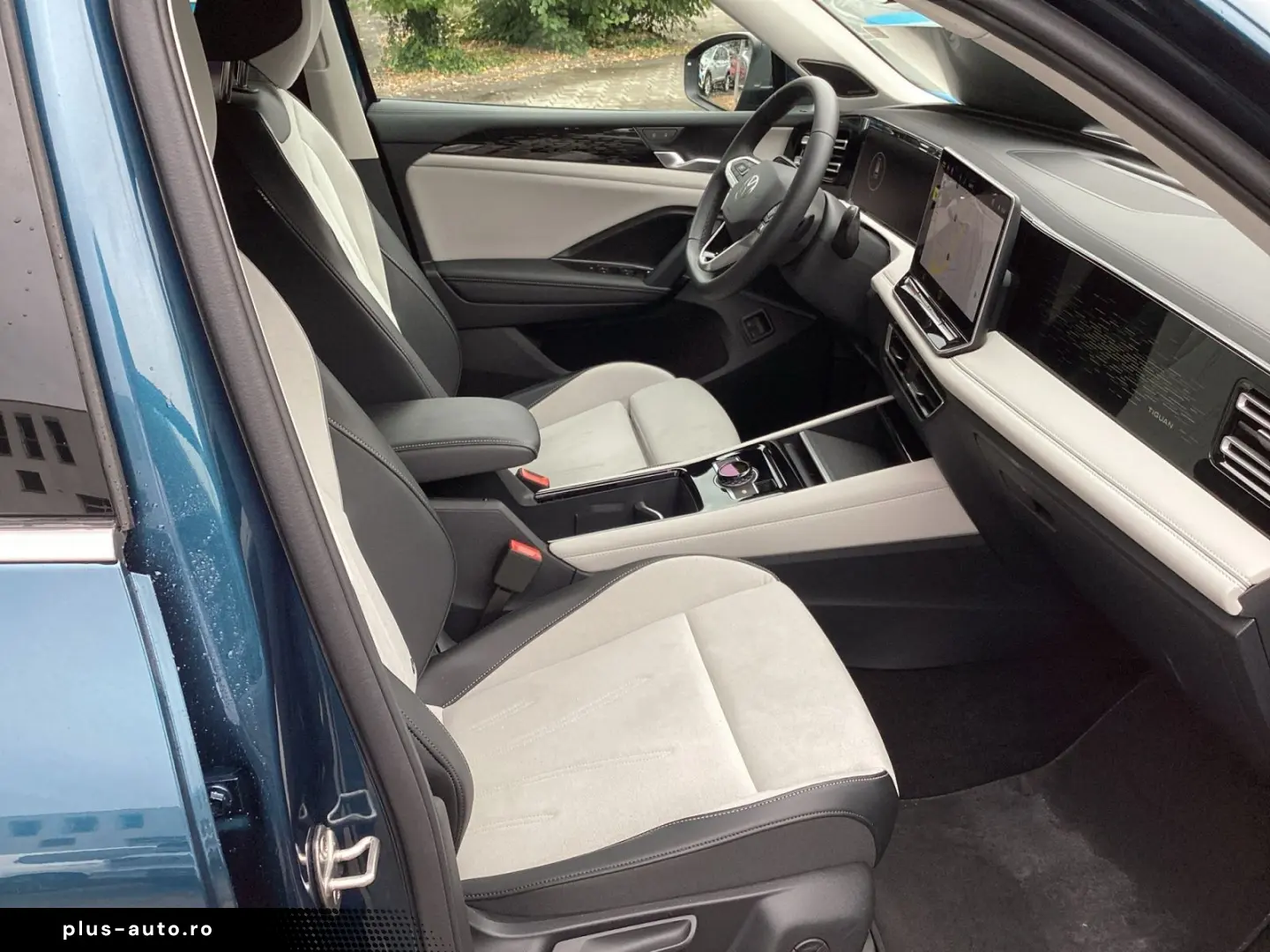 VW Tiguan eHybrid Elegance Navi LED AHK Kamera