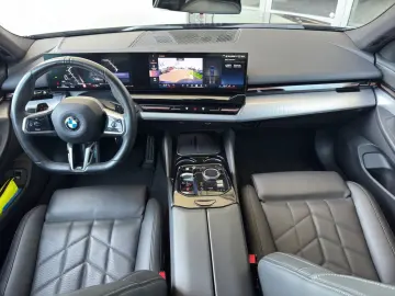 BMW 520d Limousine M Sport Komfort.DriveA.LED.ParkA