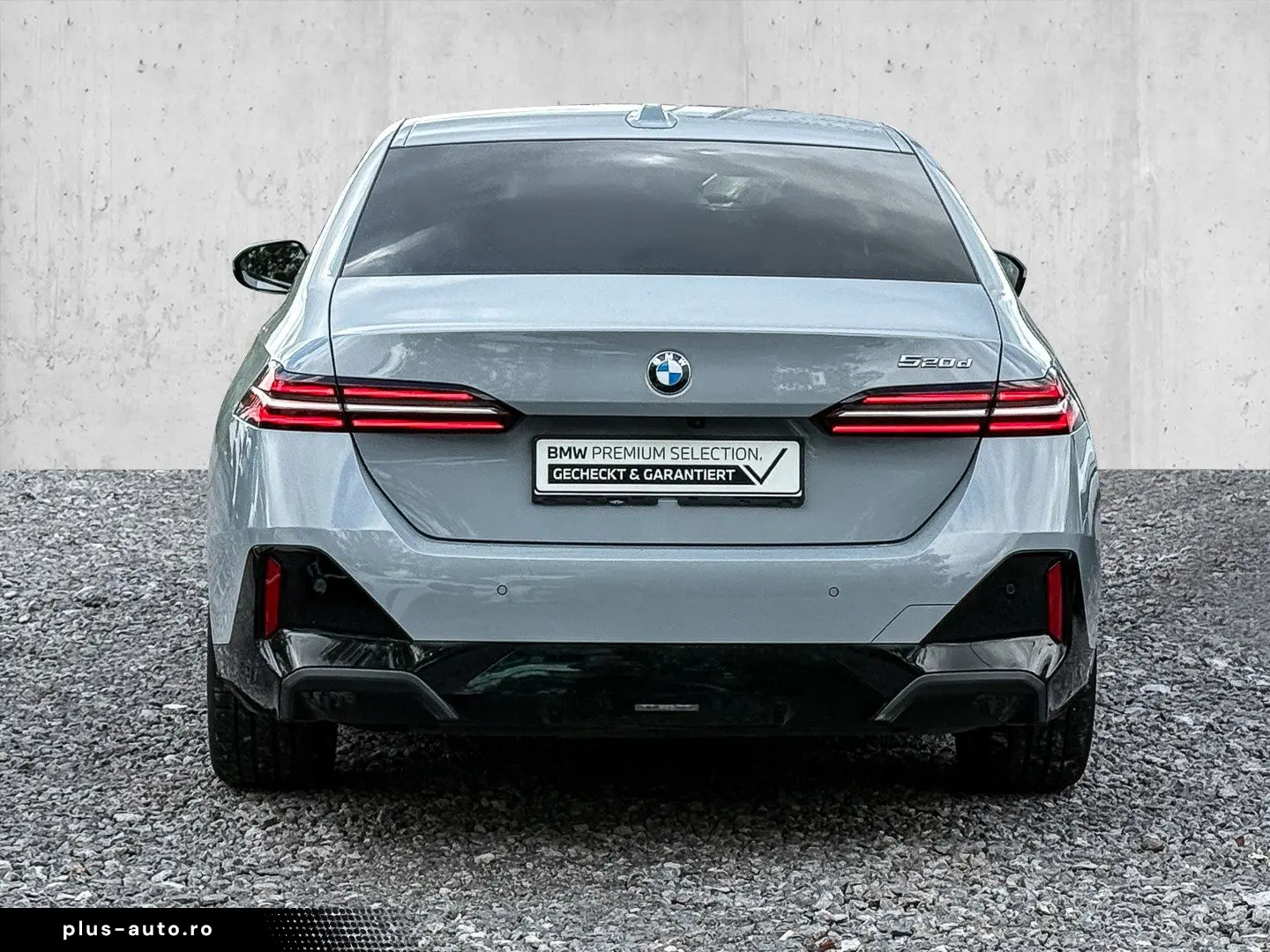 BMW 5 Series 2023 — imagine 3