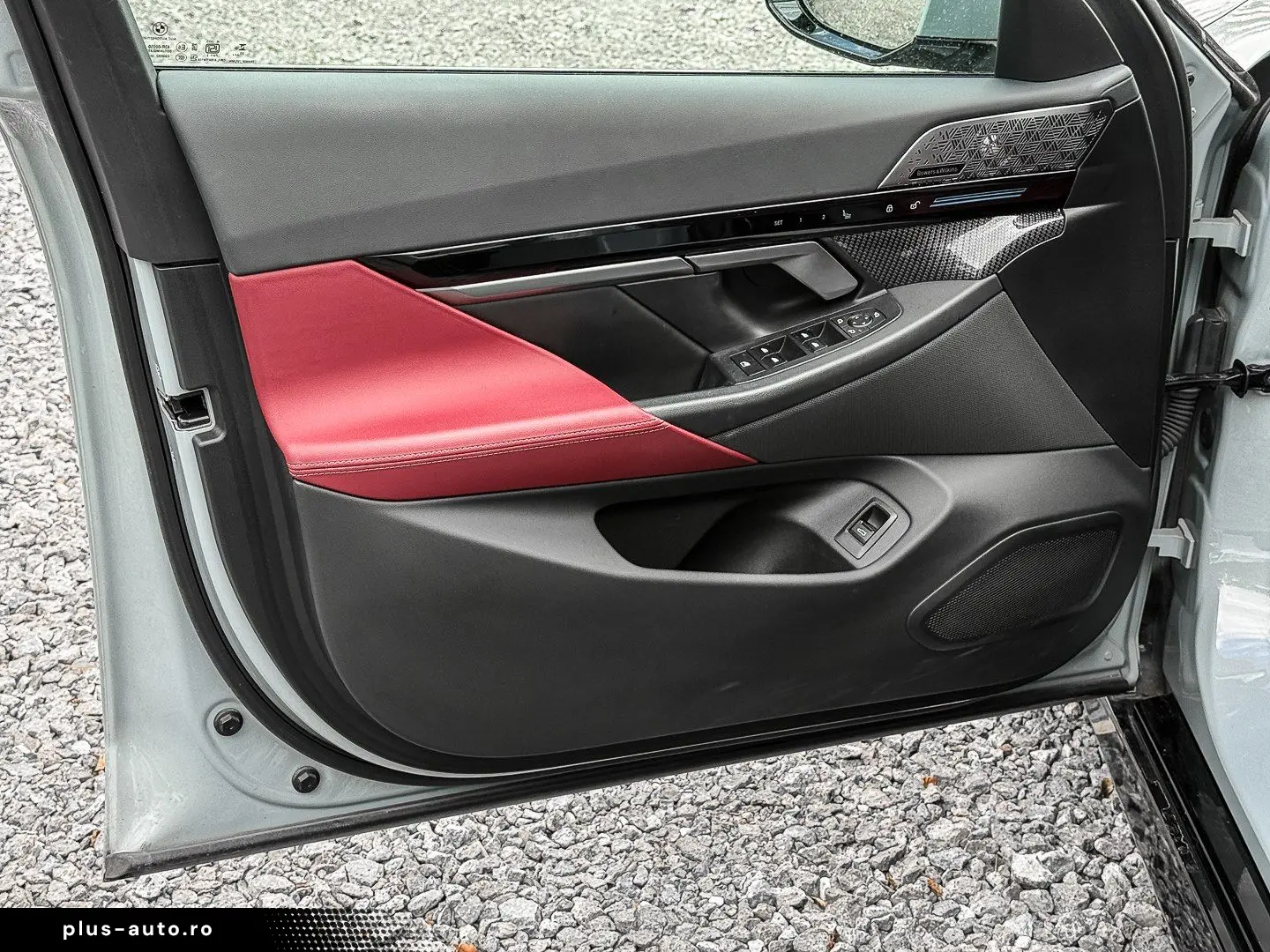 BMW 5 Series 2023 — imagine 19