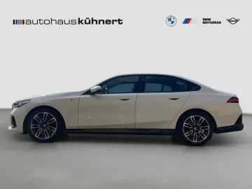BMW 520d xDrive Limousine    M-Sport ACC LED SpurAss