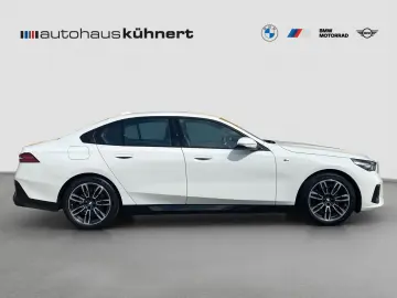BMW 520d xDrive Limousine    M-Sport ACC LED SpurAss