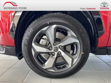 TOYOTA RAV4 2.5 Plug-in Hybrid 4x4 Teamplayer ACC LED
