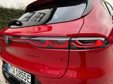 ALFA ROMEO Tonale Veloce Plug-In-Hybrid AWD