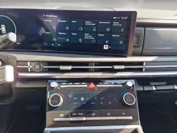 HYUNDAI SANTA FE Hybrid 4WD INTRO Komfort Technik   WKR