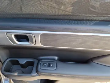 HYUNDAI SANTA FE Hybrid 4WD INTRO Komfort Technik   WKR