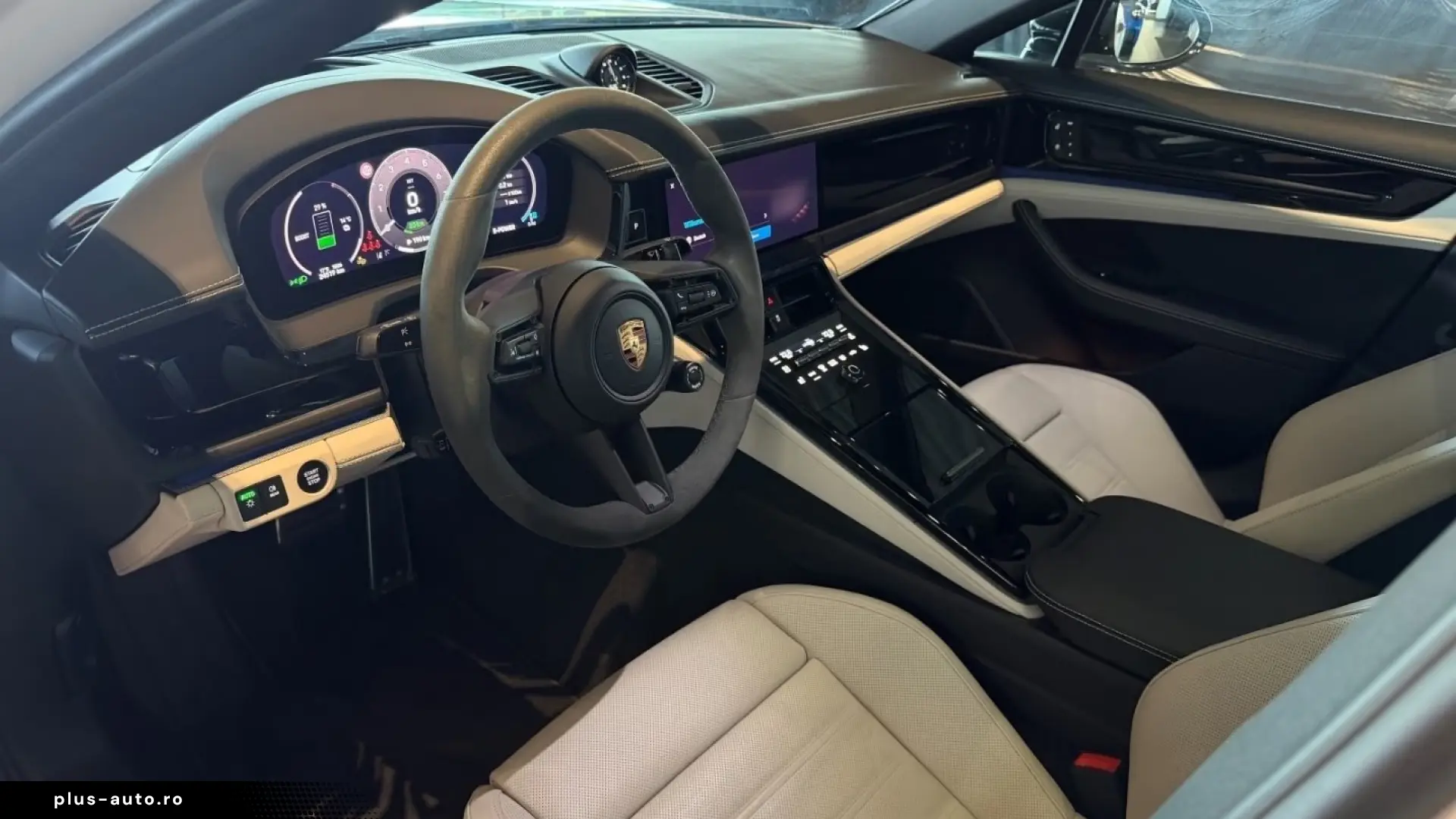 Porsche Panamera 4S E-Hybrid HA steering Head-Up