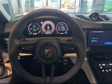 Porsche Panamera 4S E-Hybrid HA steering Head-Up