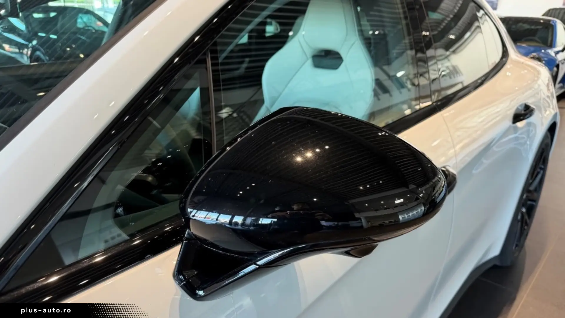Porsche Panamera 4S E-Hybrid HA steering Head-Up