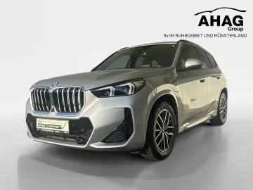 BMW X1 xDrive25e M-Sportpaket   PANO   AHK   ACC   H