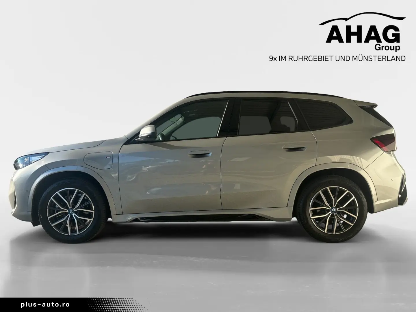 BMW X1 xDrive25e M-Sportpaket   PANO   AHK   ACC   H