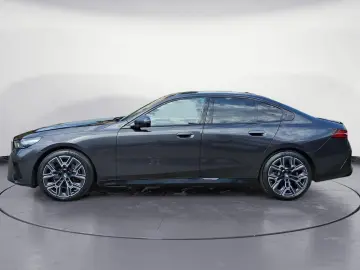 BMW 520d Limousine M-Sport  Navi Rückfahrkamera LED