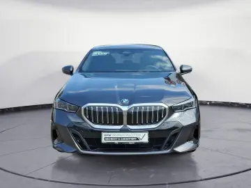 BMW 520d Limousine M-Sport  Navi Rückfahrkamera LED