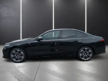 BMW 520d Limousine M SPORTPAKET ICONIC GLOW LIVE COC