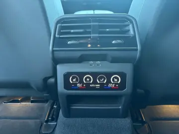 BMW 520d Limousine M Sport HUD LC Prof. DA  H K 20´´