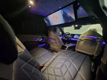 BMW 750 e M Pachet