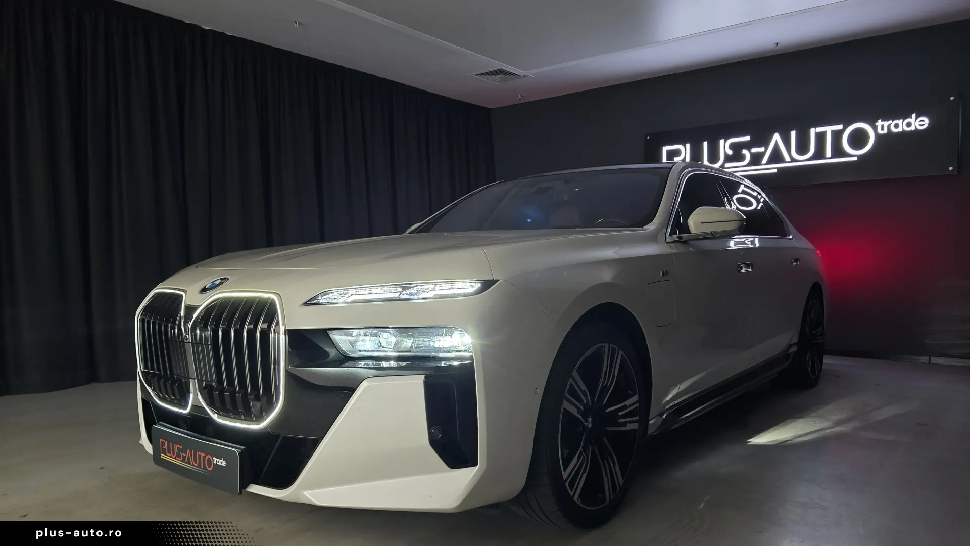 BMW 750 e M Pachet