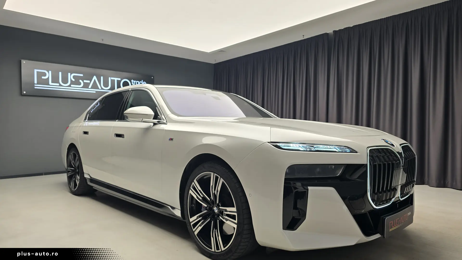 BMW 750 e M Pachet