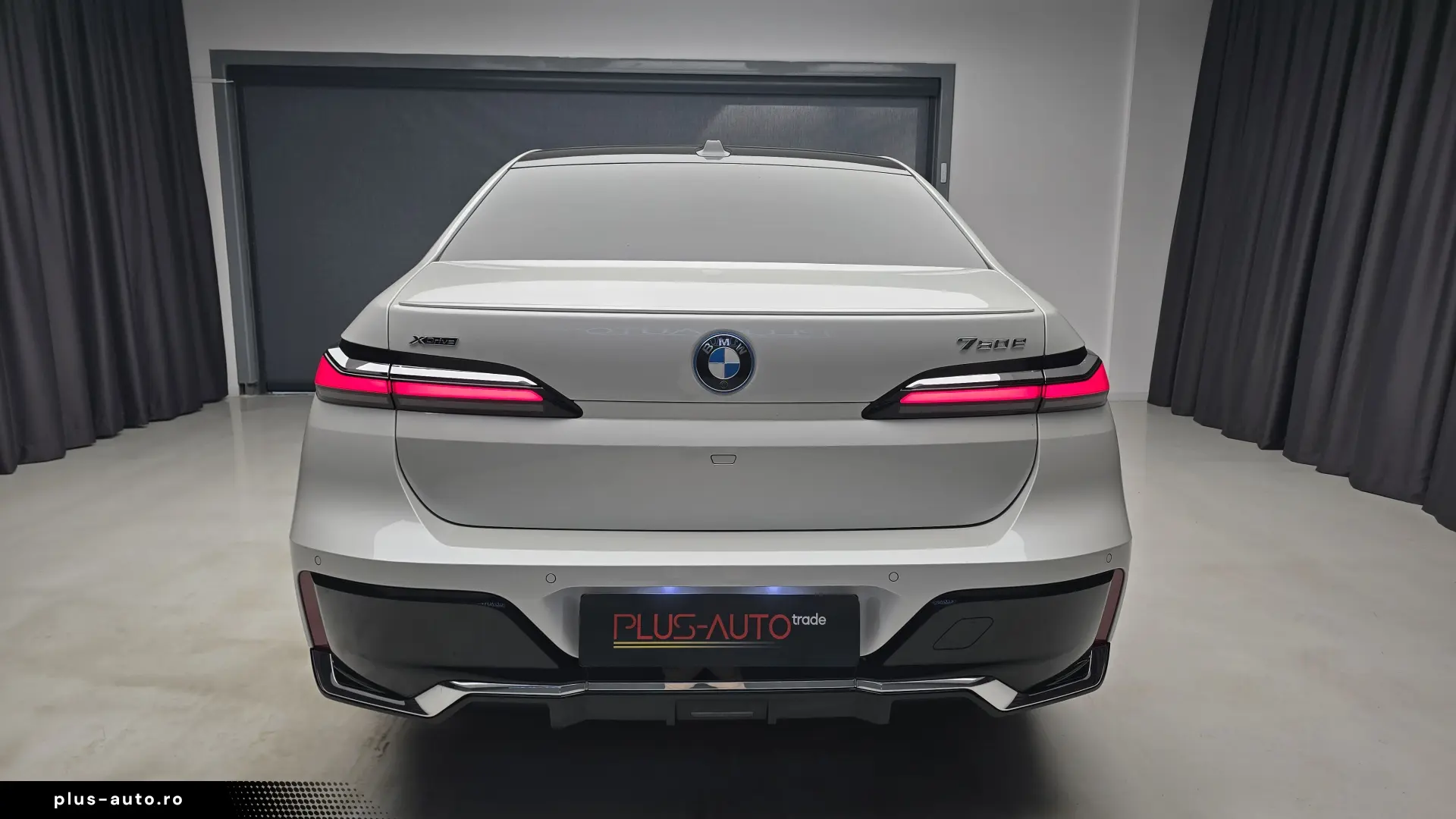 BMW 750 e M Pachet