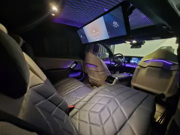 BMW 750 e M Pachet