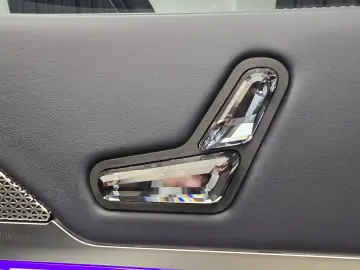 BMW 750 e M Pachet