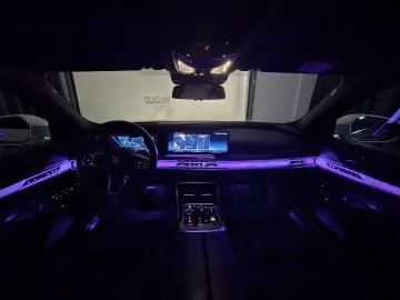 BMW 750 e M Pachet